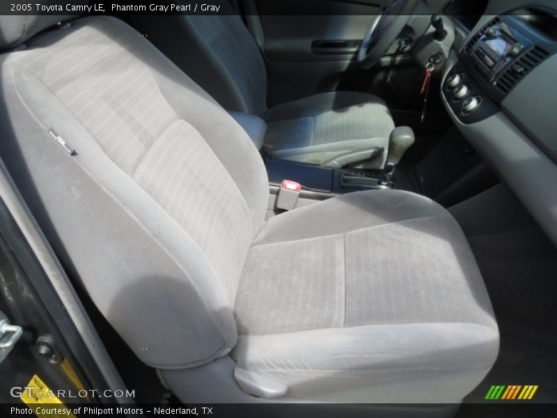 Phantom Gray Pearl / Gray 2005 Toyota Camry LE
