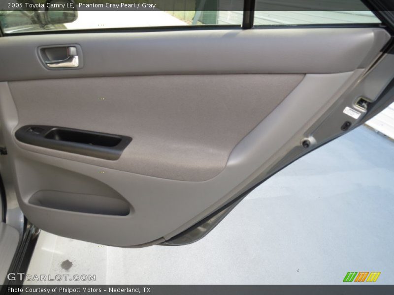 Phantom Gray Pearl / Gray 2005 Toyota Camry LE