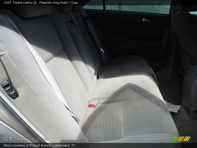 Phantom Gray Pearl / Gray 2005 Toyota Camry LE