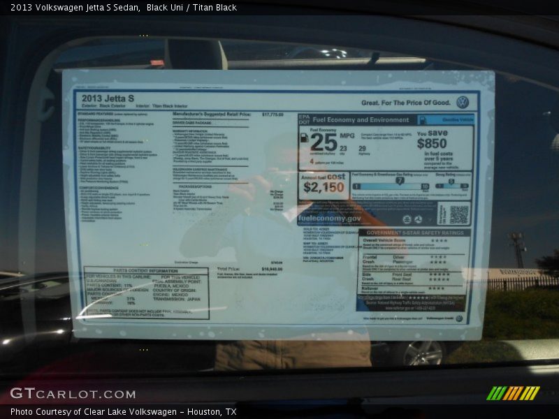 Black Uni / Titan Black 2013 Volkswagen Jetta S Sedan