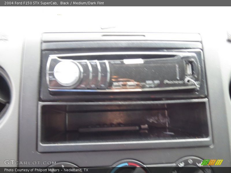 Black / Medium/Dark Flint 2004 Ford F150 STX SuperCab