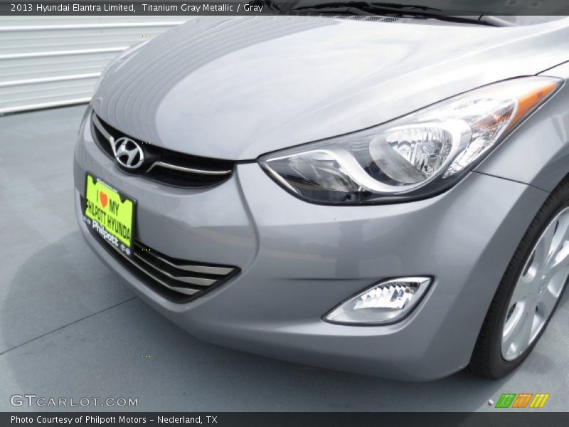 Titanium Gray Metallic / Gray 2013 Hyundai Elantra Limited