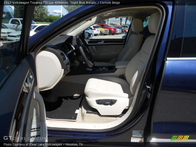Night Blue Metallic / Cornsilk Beige 2013 Volkswagen Touareg TDI Lux 4XMotion