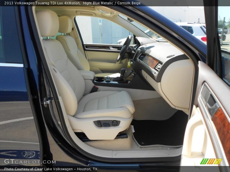 Night Blue Metallic / Cornsilk Beige 2013 Volkswagen Touareg TDI Lux 4XMotion