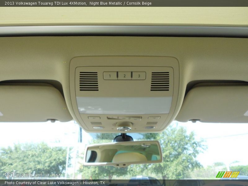 Night Blue Metallic / Cornsilk Beige 2013 Volkswagen Touareg TDI Lux 4XMotion