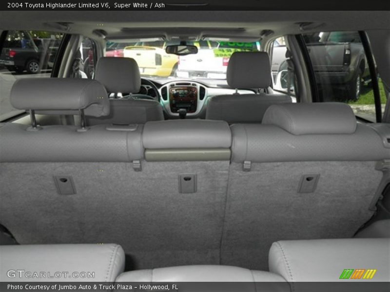 Super White / Ash 2004 Toyota Highlander Limited V6