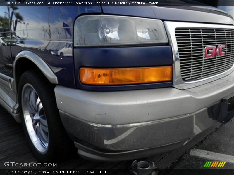 Indigo Blue Metallic / Medium Pewter 2004 GMC Savana Van 1500 Passenger Conversion