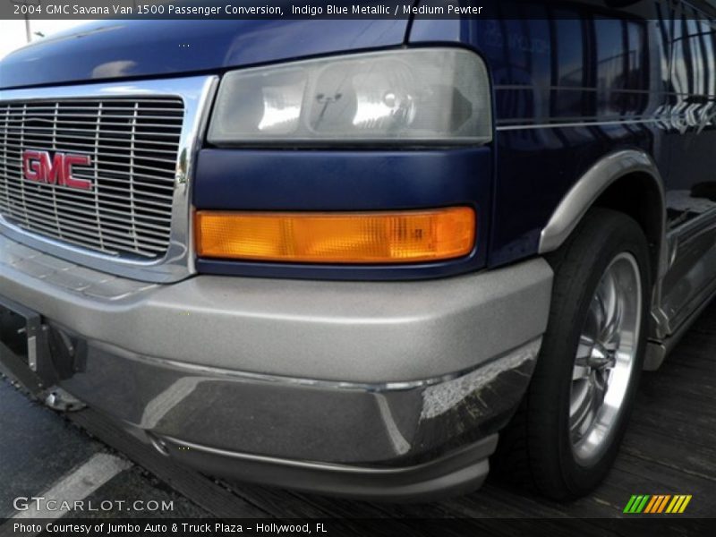Indigo Blue Metallic / Medium Pewter 2004 GMC Savana Van 1500 Passenger Conversion