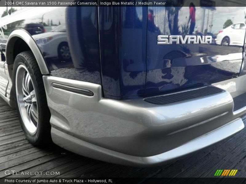 Indigo Blue Metallic / Medium Pewter 2004 GMC Savana Van 1500 Passenger Conversion