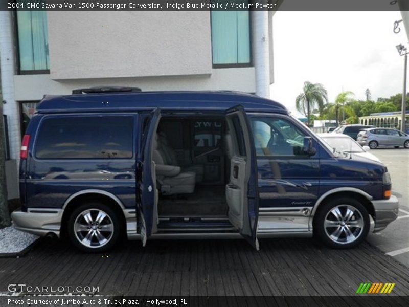 Indigo Blue Metallic / Medium Pewter 2004 GMC Savana Van 1500 Passenger Conversion