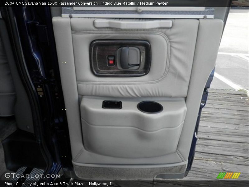 Indigo Blue Metallic / Medium Pewter 2004 GMC Savana Van 1500 Passenger Conversion