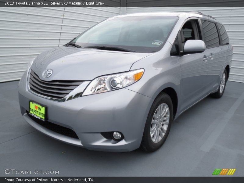 Silver Sky Metallic / Light Gray 2013 Toyota Sienna XLE