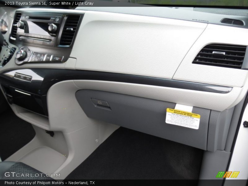 Super White / Light Gray 2013 Toyota Sienna SE