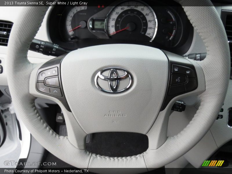 Super White / Light Gray 2013 Toyota Sienna SE