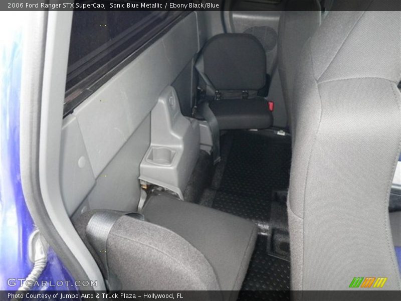  2006 Ranger STX SuperCab Ebony Black/Blue Interior