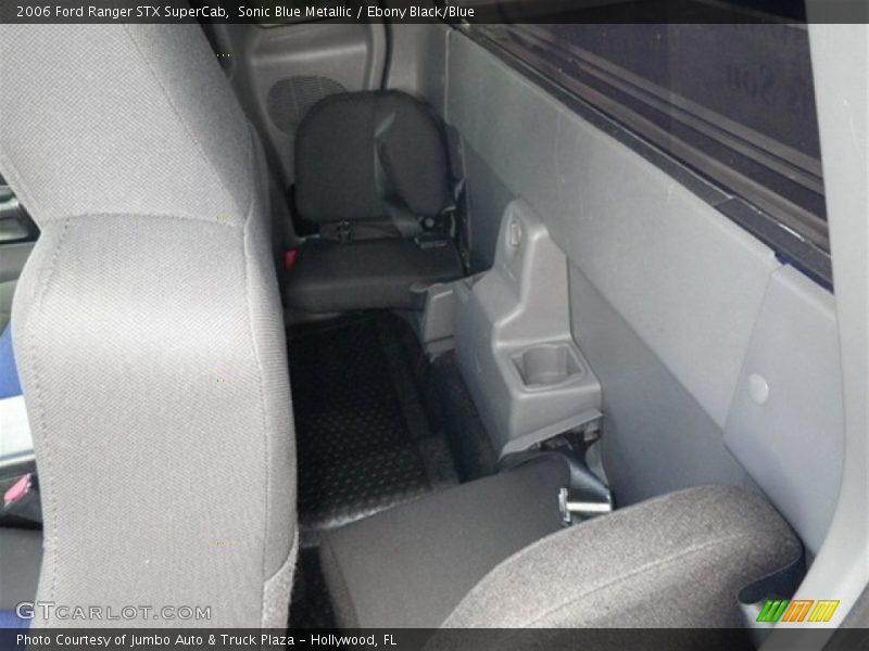  2006 Ranger STX SuperCab Ebony Black/Blue Interior