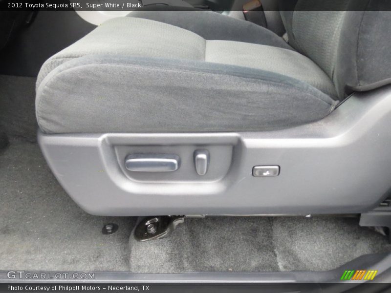 Super White / Black 2012 Toyota Sequoia SR5