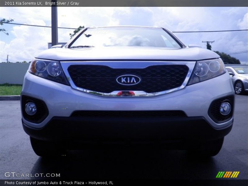 Bright Silver / Gray 2011 Kia Sorento LX