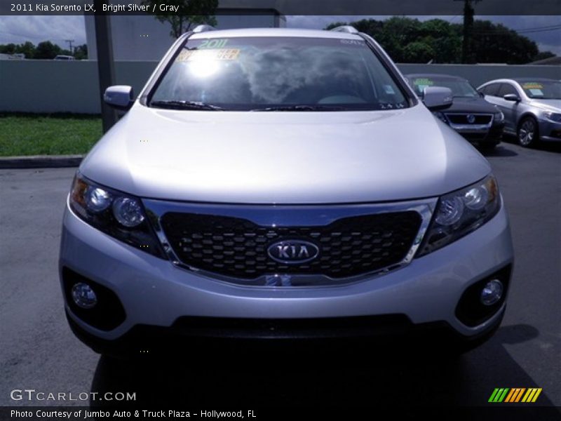 Bright Silver / Gray 2011 Kia Sorento LX
