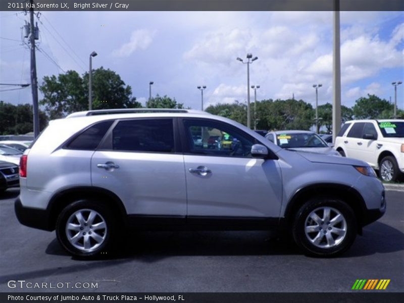 Bright Silver / Gray 2011 Kia Sorento LX