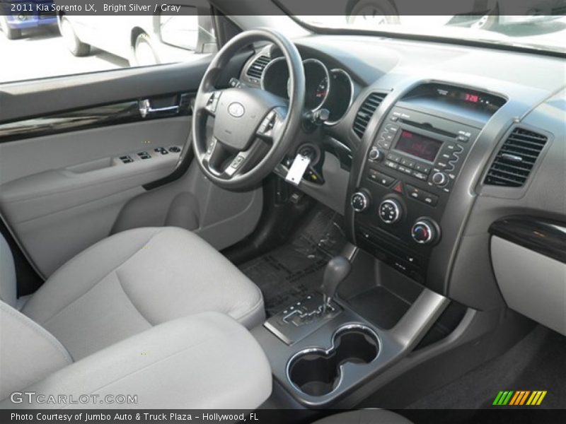 Bright Silver / Gray 2011 Kia Sorento LX