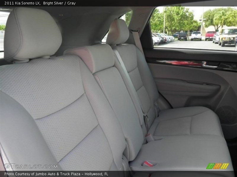 Bright Silver / Gray 2011 Kia Sorento LX