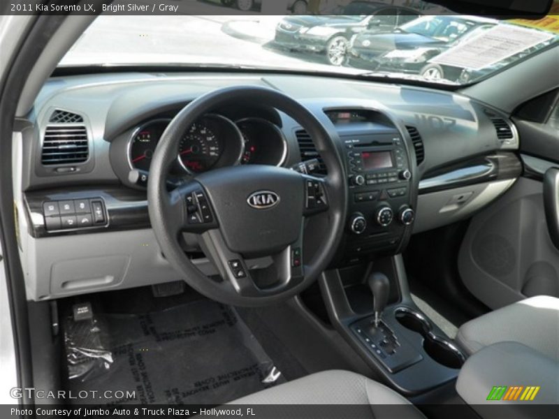 Bright Silver / Gray 2011 Kia Sorento LX