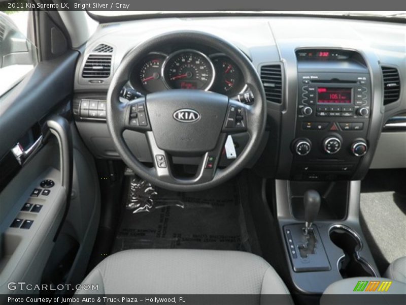 Bright Silver / Gray 2011 Kia Sorento LX