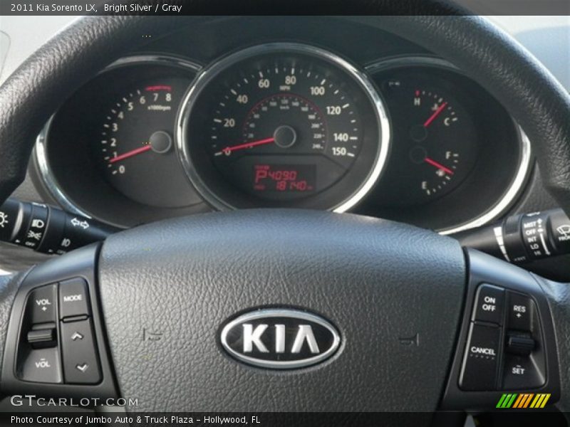 Bright Silver / Gray 2011 Kia Sorento LX