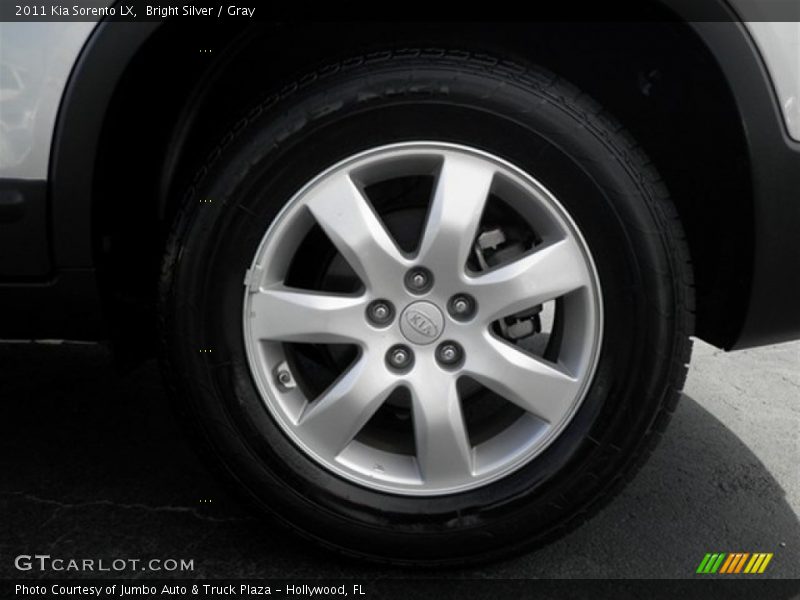 Bright Silver / Gray 2011 Kia Sorento LX