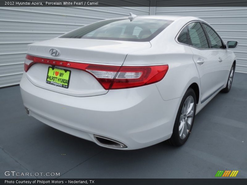 Porcelain White Pearl / Camel 2012 Hyundai Azera