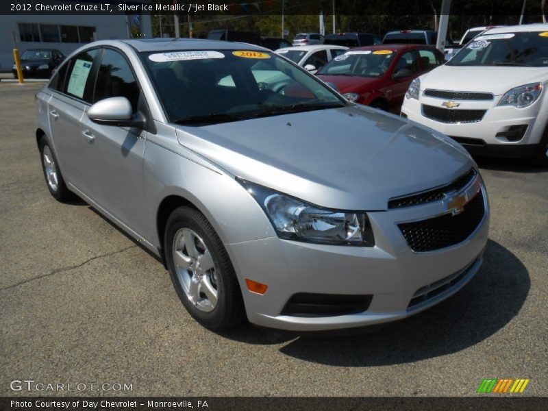 Silver Ice Metallic / Jet Black 2012 Chevrolet Cruze LT