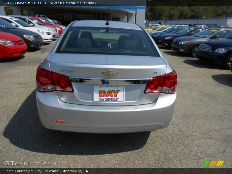 Silver Ice Metallic / Jet Black 2012 Chevrolet Cruze LT