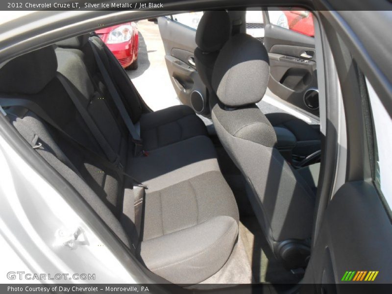 Silver Ice Metallic / Jet Black 2012 Chevrolet Cruze LT