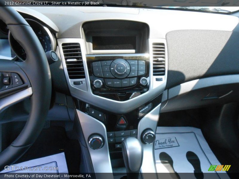 Silver Ice Metallic / Jet Black 2012 Chevrolet Cruze LT
