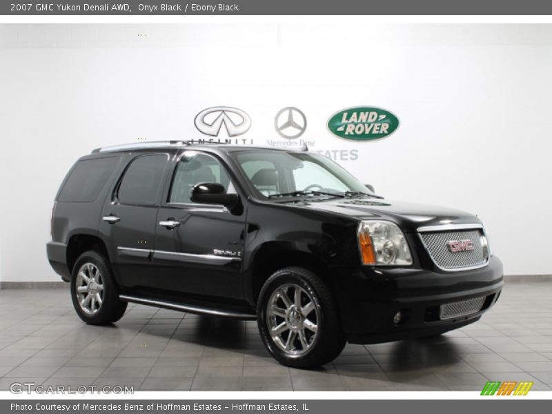 Onyx Black / Ebony Black 2007 GMC Yukon Denali AWD
