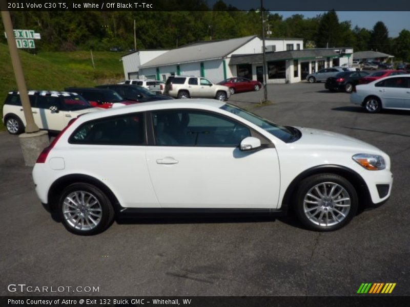 Ice White / Off Black T-Tec 2011 Volvo C30 T5