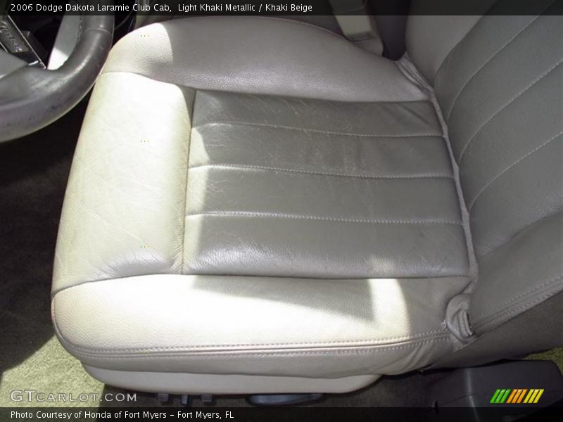 Light Khaki Metallic / Khaki Beige 2006 Dodge Dakota Laramie Club Cab