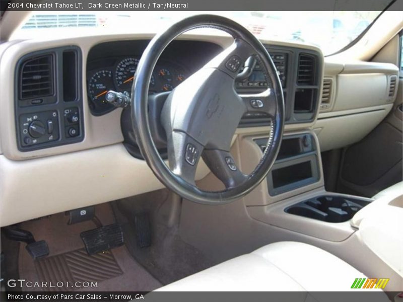 Dark Green Metallic / Tan/Neutral 2004 Chevrolet Tahoe LT