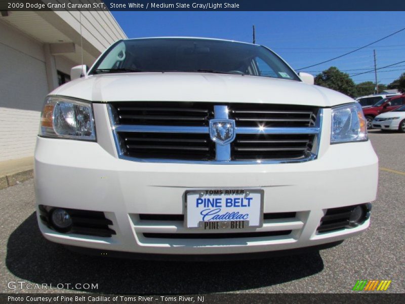 Stone White / Medium Slate Gray/Light Shale 2009 Dodge Grand Caravan SXT