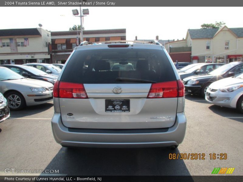 Silver Shadow Pearl / Stone Gray 2004 Toyota Sienna LE AWD