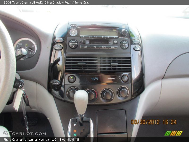 Silver Shadow Pearl / Stone Gray 2004 Toyota Sienna LE AWD