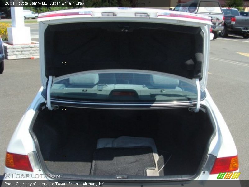 Super White / Gray 2001 Toyota Camry LE