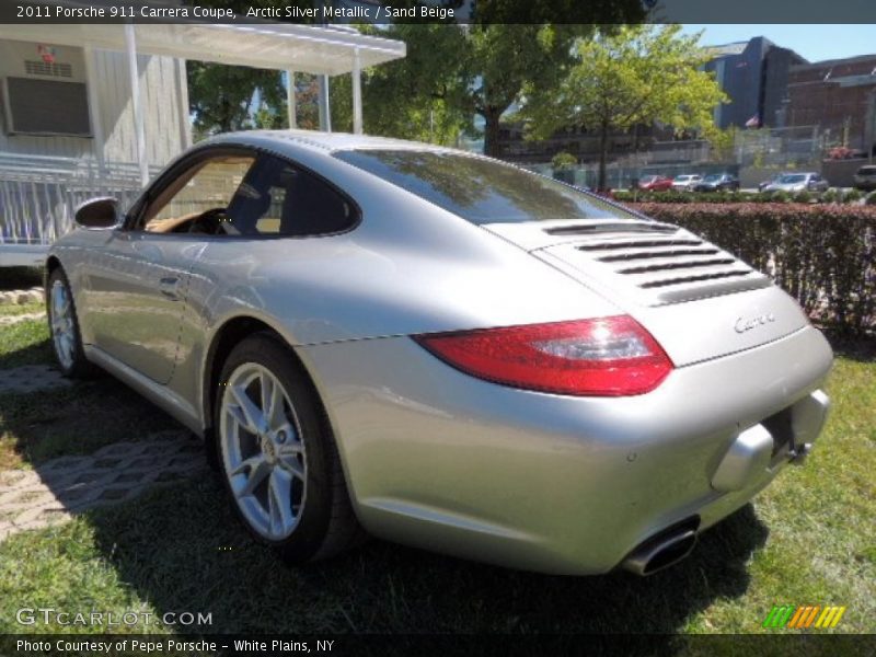 Arctic Silver Metallic / Sand Beige 2011 Porsche 911 Carrera Coupe