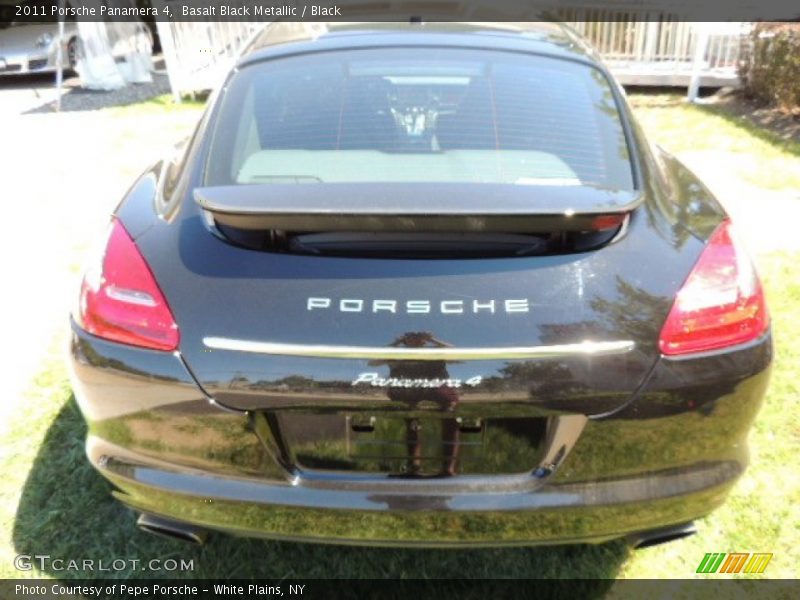 Basalt Black Metallic / Black 2011 Porsche Panamera 4