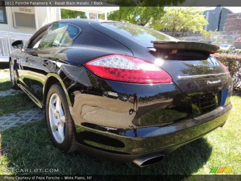 Basalt Black Metallic / Black 2011 Porsche Panamera 4