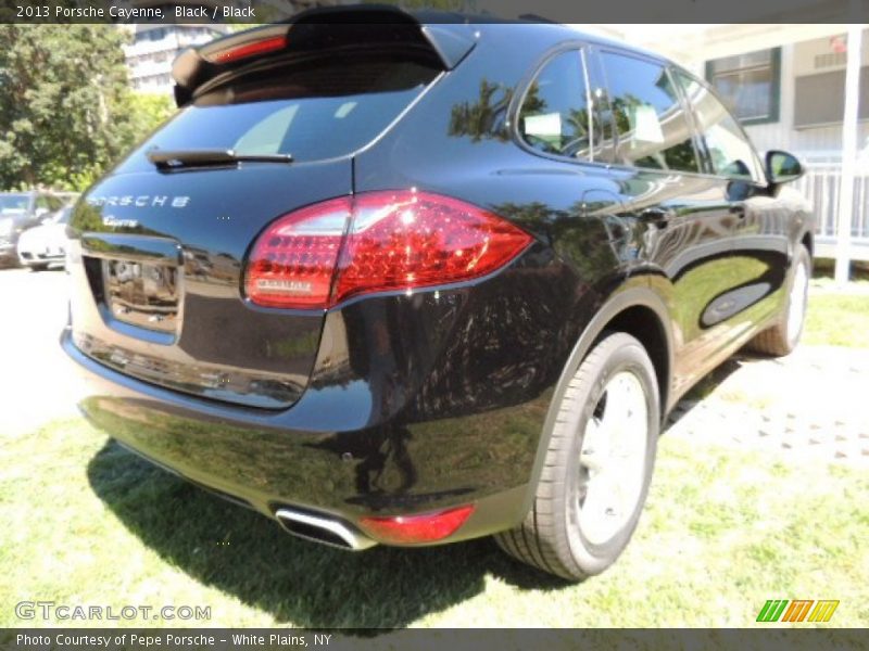 Black / Black 2013 Porsche Cayenne