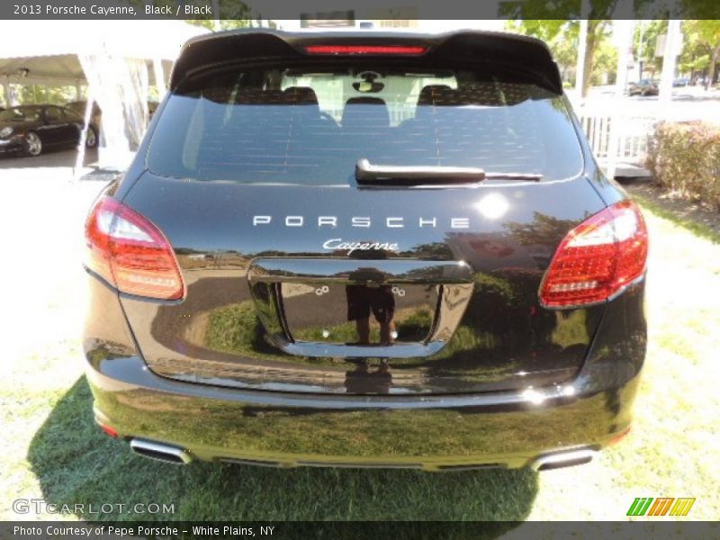 Black / Black 2013 Porsche Cayenne
