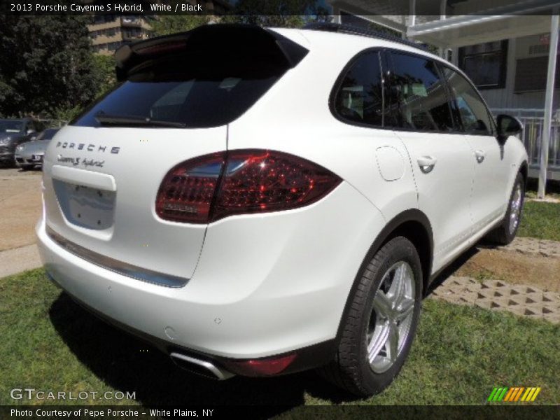 White / Black 2013 Porsche Cayenne S Hybrid