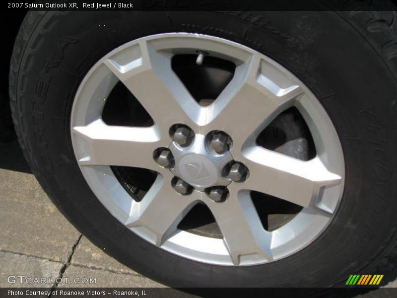 Red Jewel / Black 2007 Saturn Outlook XR